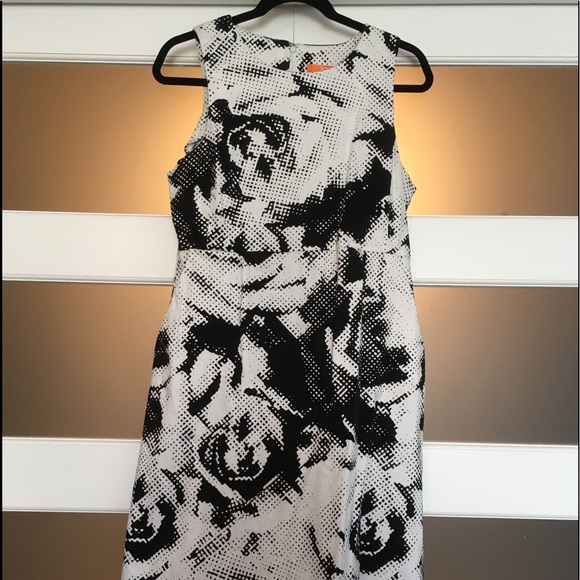 Great little dress! - Picture 3 of 3